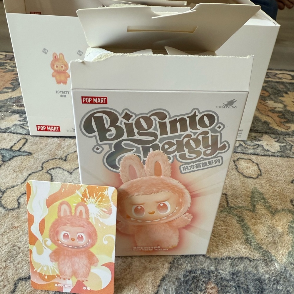 Happiness Big Into Energy V3Pop Mart opened to check card only Sealed Bag LABUBU